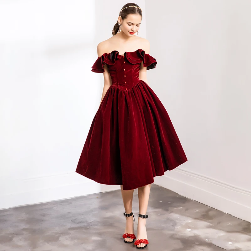 Vintage Burgundy Velvet Off The Shoulder Lace Up Vestidos De Festa Ruffles Boat Neck A-line Formal Evening Dresses Hepburn Dress
Vintage Burgundy Velvet Off The Shoulder Lace Up Vestidos De Festa Ruffles Boat Neck A-line Formal Evening Dresses Hepburn Dress