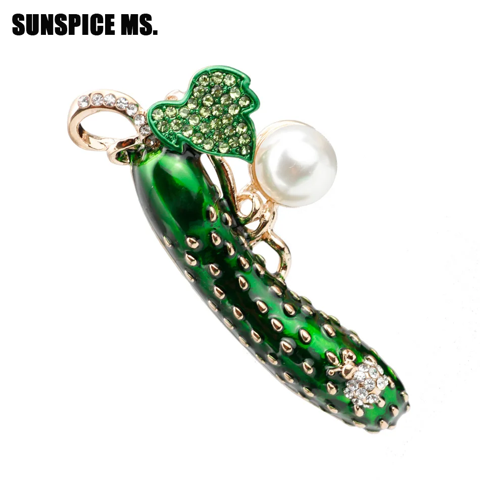 Fashion Russia Cucumber Brooch Pins Enamel Imitation Pearl Safety Pin Women Kids Festival Gifts Scarf Lapel Brooches Accessories
Fashion Russia Cucumber Brooch Pins Enamel Imitation Pearl Safety Pin Women Kids Festival Gifts Scarf Lapel Brooches Accessories