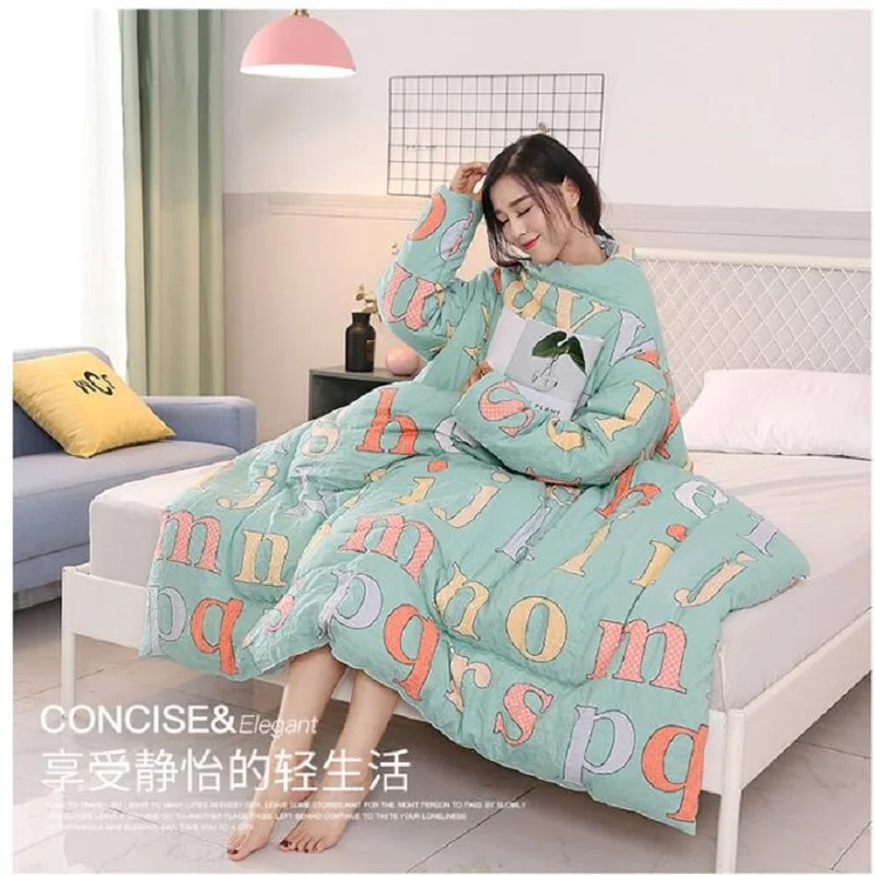 New Polyester Quilt With Sleeves Six Color Comforter Bed Cover Quilting Home Textiles Hotel for Children And Grow Up Quilts 
New Polyester Quilt With Sleeves Six Color Comforter Bed Cover Quilting Home Textiles Hotel for Children And Grow Up Quilts