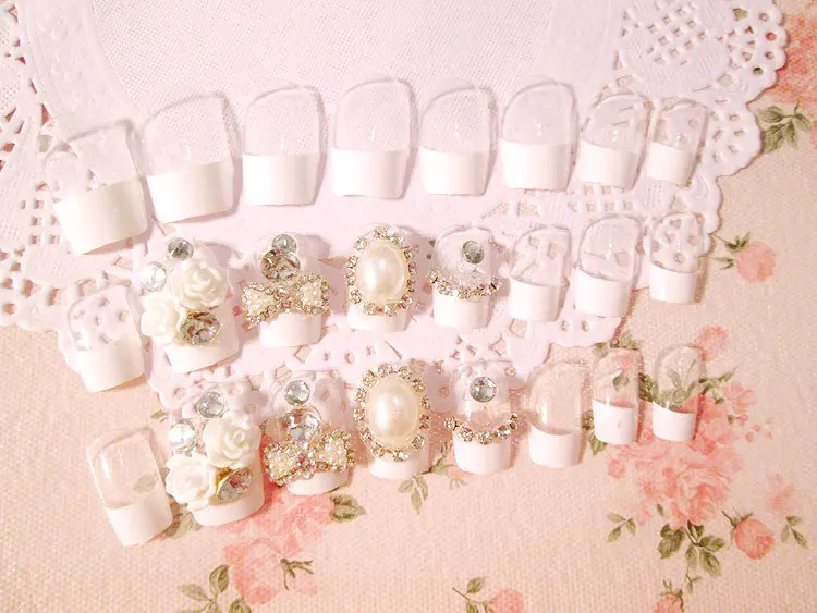24 PCS bowknot bride fake nails Acrylic resin full cover False Nail resin fake nails (Contains no glue)
24 PCS bowknot bride fake nails Acrylic resin full cover False Nail resin fake nails (Contains no glue)