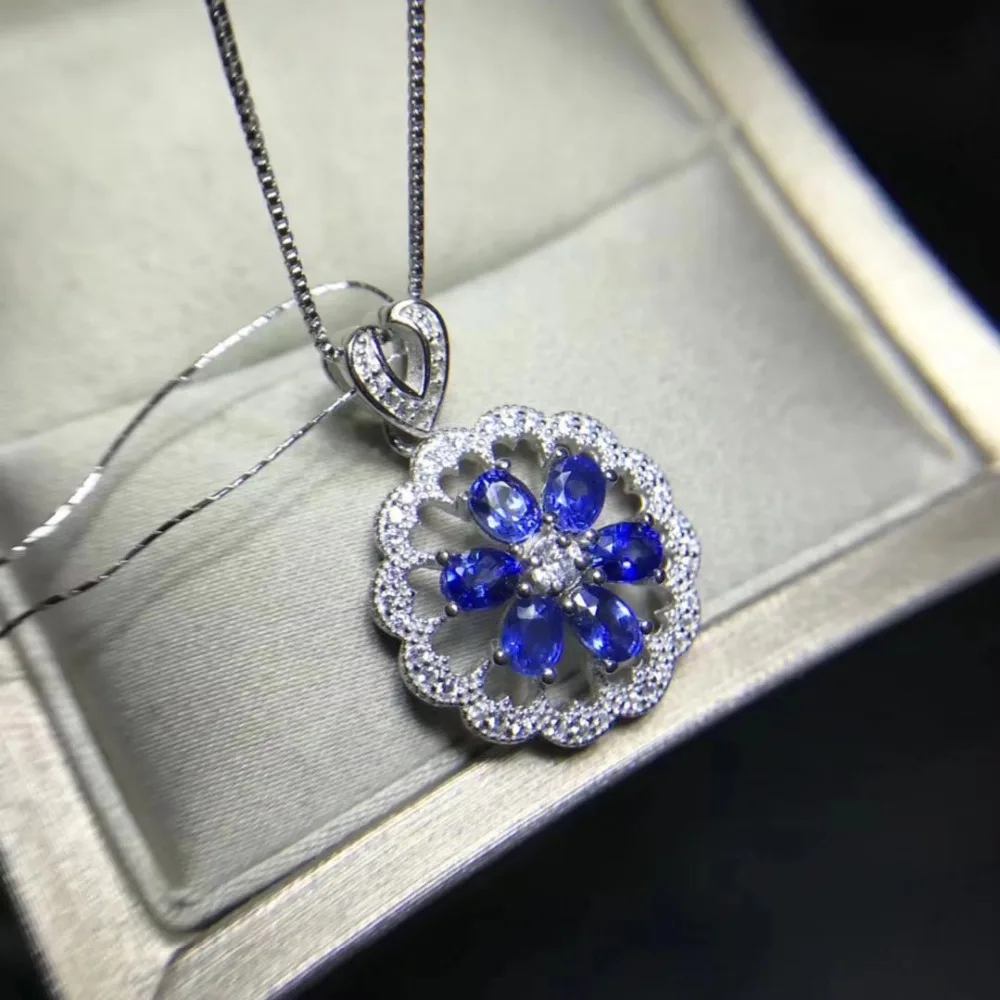 Natural blue sapphire gem Elegant fashion Flower Pendant necklace S925 silver Natural gemstone necklace women girl gift jewelery
Natural blue sapphire gem Elegant fashion Flower Pendant necklace S925 silver Natural gemstone necklace women girl gift jewelery