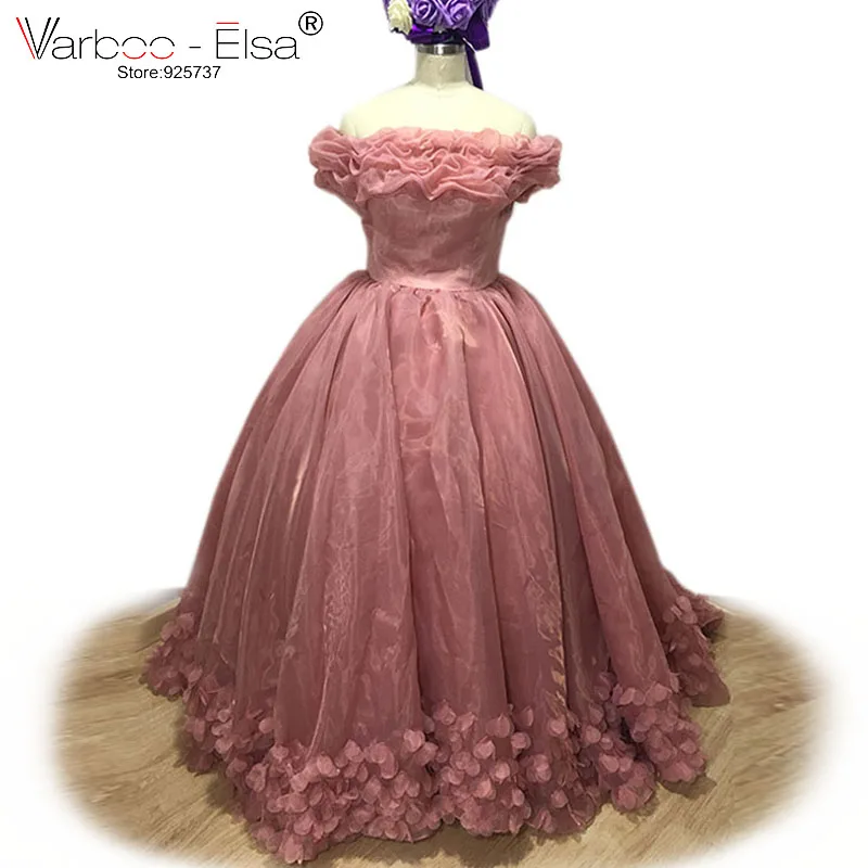 VARBOO_ELSA 2021 Elegant Fashion Cameo Soft Organza Evening Dress 3D Flower Applique Ball Gown Dress New Off Shoulder Prom Dress
VARBOO_ELSA 2021 Elegant Fashion Cameo Soft Organza Evening Dress 3D Flower Applique Ball Gown Dress New Off Shoulder Prom Dress