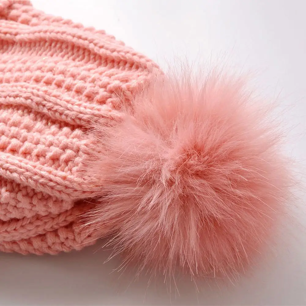 2pcs/set Women's Snow Beanies Hat PomPoms Ball Neckerchief Knitted Cotton Caps Fashion Winter Warm Thick Skullies Hats
2pcs/set Women's Snow Beanies Hat PomPoms Ball Neckerchief Knitted Cotton Caps Fashion Winter Warm Thick Skullies Hats