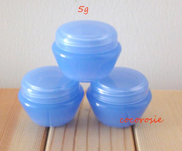 (500piece)/lot 5g/5ml jar Blue empty Mushroom shape cosmetic containers jar small PP cream jar shipped by Express
(500piece)/lot 5g/5ml jar Blue empty Mushroom shape cosmetic containers jar small PP cream jar shipped by Express