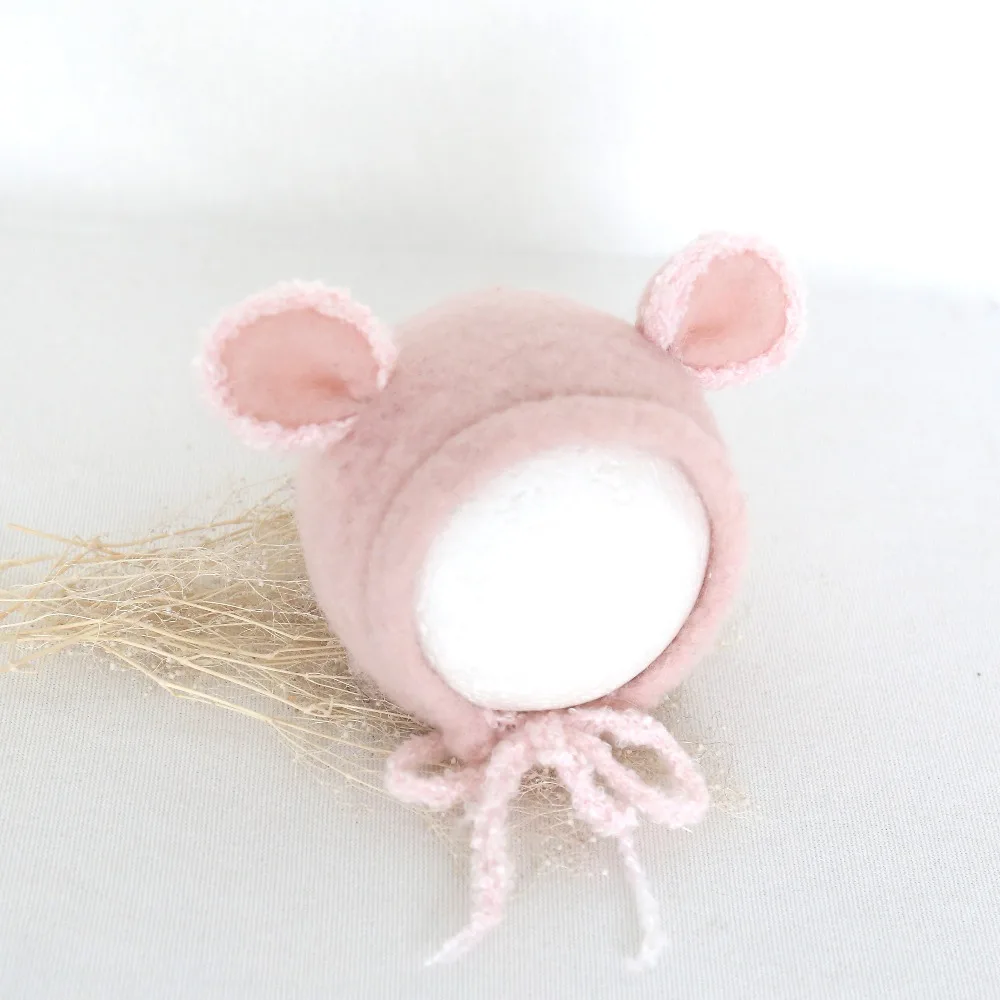 Felted newborn props bonnet Wool curly sheep hat Felted baby photography props Animal hat
Felted newborn props bonnet Wool curly sheep hat Felted baby photography props Animal hat