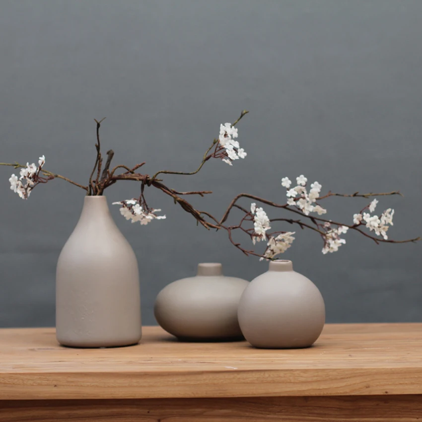 Modern white/black ceramic vase Chinese arts and crafts home decoration contracted porcelain flower vase living room decoration
Modern white/black ceramic vase Chinese arts and crafts home decoration contracted porcelain flower vase living room decoration