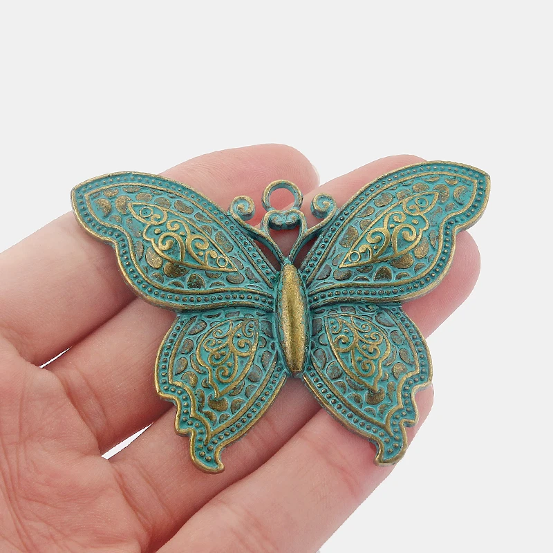 2pcs Verdigris Patina Large Butterfly Carved Flower Figure Charm Pendant For DIY Necklace Jewelry Findings Making Accessories
2pcs Verdigris Patina Large Butterfly Carved Flower Figure Charm Pendant For DIY Necklace Jewelry Findings Making Accessories
