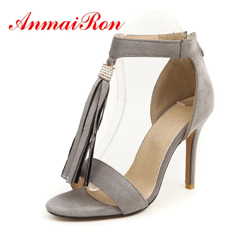 ANMAIRON High heels Sandals Tassel Women Shoes Flock Shoes women Summer Open toe Thin heels Zipper Big size 34-43 T-strap CR139
ANMAIRON High heels Sandals Tassel Women Shoes Flock Shoes women Summer Open toe Thin heels Zipper Big size 34-43 T-strap CR139