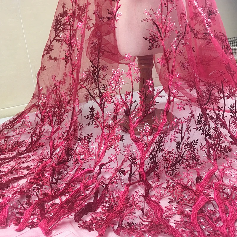 1Yard 3D Flower Sequins Embroidered Lace Fabric Tulle Summer African Fabric For Girls Wedding Dress Sewing Net French Fabric DIY
1Yard 3D Flower Sequins Embroidered Lace Fabric Tulle Summer African Fabric For Girls Wedding Dress Sewing Net French Fabric DIY