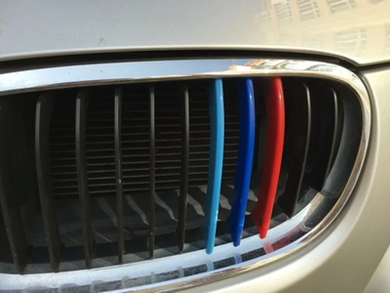 Наклейка на решетку автомобиля Angelguoguo в спортивную полоску ABS для BMW 3 серии E90