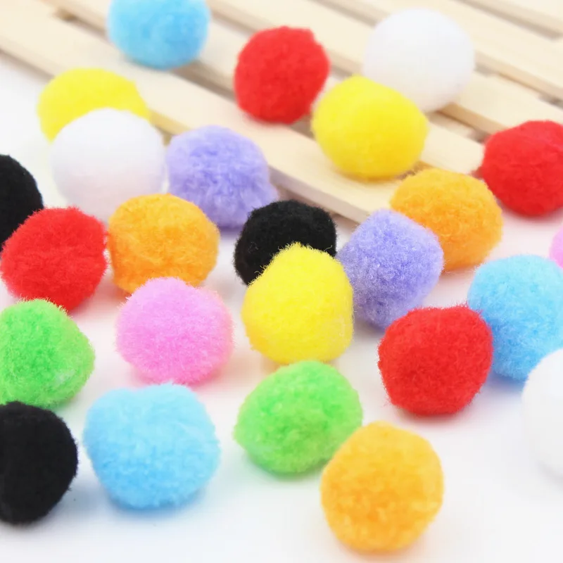 50PCS/Lot 22mm Christmas hat decoration Children's educational toys Manual materials DIY wool ball Christmas Ball Ornaments
50PCS/Lot 22mm Christmas hat decoration Children's educational toys Manual materials DIY wool ball Christmas Ball Ornaments