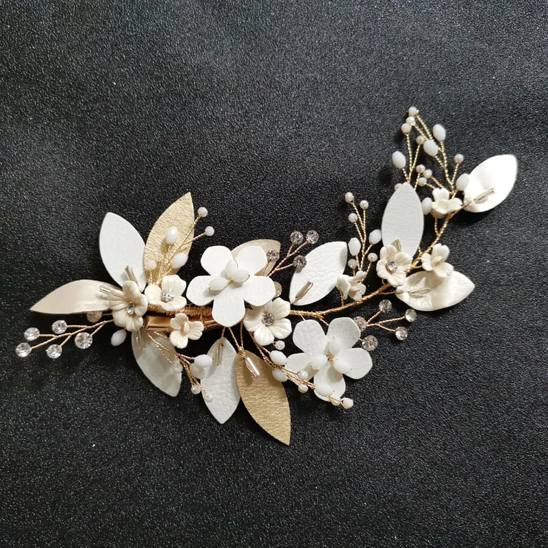 SLBRIDAL Golden Wired Crystal Rhinestone Flower Wedding Hair Clip Barrettes Bridal Headpiece Hair Accessories Women Hair Jewelry
SLBRIDAL Golden Wired Crystal Rhinestone Flower Wedding Hair Clip Barrettes Bridal Headpiece Hair Accessories Women Hair Jewelry