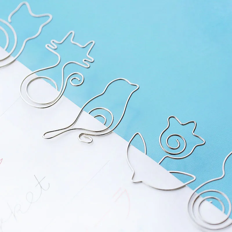 Cute cat metal bookmarks paper clips book page holder Office accessories School supplies separador de libros
Cute cat metal bookmarks paper clips book page holder Office accessories School supplies separador de libros