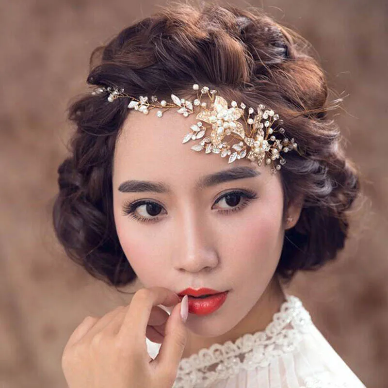Elegant Bride Pearl Crystal Headband for Women Rhinestone Forehead Hair Accessory Wedding Flower Hair Ornaments Headpiece ML174
Elegant Bride Pearl Crystal Headband for Women Rhinestone Forehead Hair Accessory Wedding Flower Hair Ornaments Headpiece ML174
