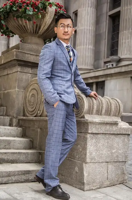 Grey grid blazer men formal dress latest coat pant designs suit men costume homme terno marriage wedding suits for men's fashion
Grey grid blazer men formal dress latest coat pant designs suit men costume homme terno marriage wedding suits for men's fashion