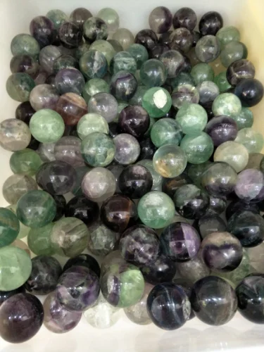 1kg 2.2LB Natural Fuorite Crystal Sphere Ball Polished Healing,50-60mm Hot Sales .Collection China Wholesales Free Shipping
1kg 2.2LB Natural Fuorite Crystal Sphere Ball Polished Healing,50-60mm Hot Sales .Collection China Wholesales Free Shipping