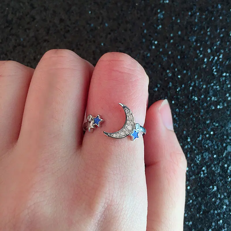 Huitan 2019New Creative Star&Moon Ring For Girl Cute Birthday Gift For Women Romantic Anniversary Jewelry Present Wholesale Bulk
Huitan 2019New Creative Star&Moon Ring For Girl Cute Birthday Gift For Women Romantic Anniversary Jewelry Present Wholesale Bulk