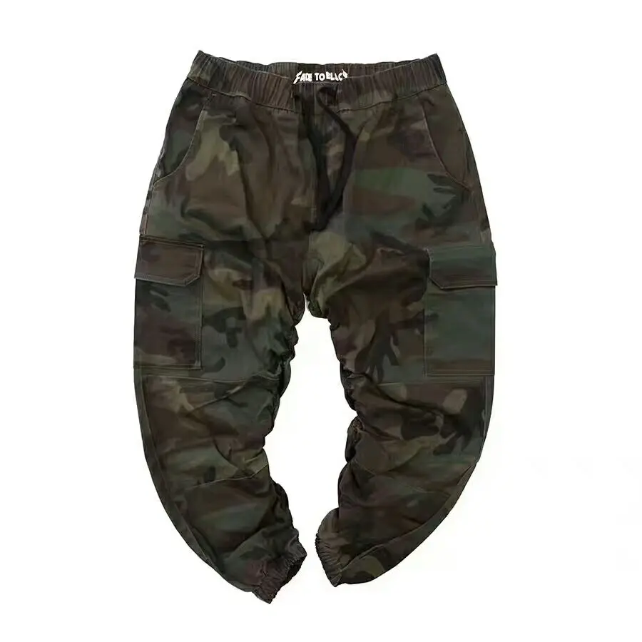 2018 New kanye west Camouflage inside ELASTIC machete Toe binding Loose Jogging pants hip hop Casual Black army green pants
2018 New kanye west Camouflage inside ELASTIC machete Toe binding Loose Jogging pants hip hop Casual Black army green pants