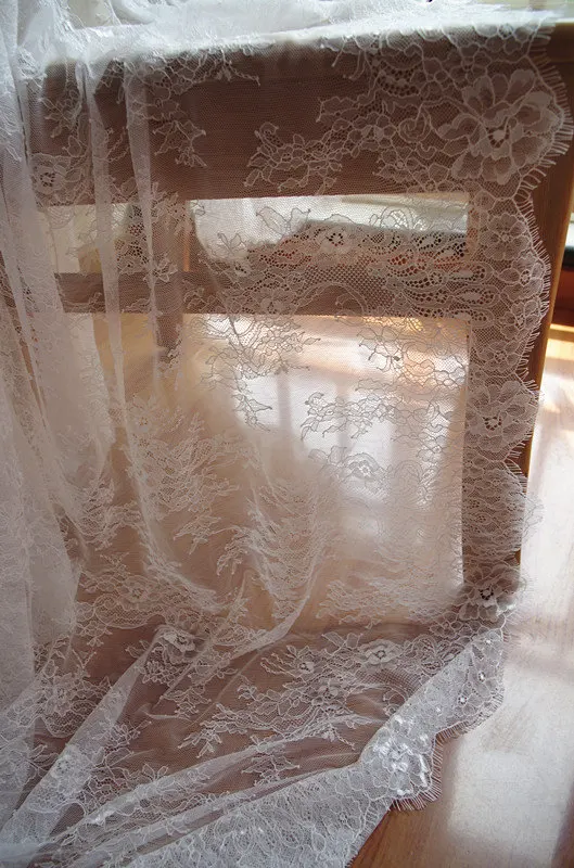 3yards off white chantilly lace fabric, retro wedding lace fabric with scalloped bridal lace
3yards off white chantilly lace fabric, retro wedding lace fabric with scalloped bridal lace