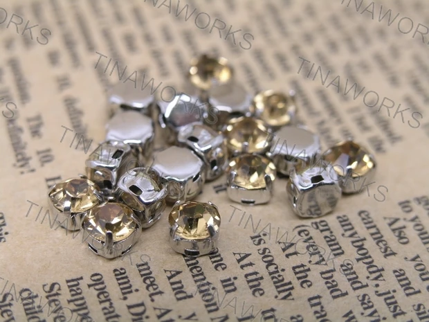FREE SHIPPING 200pcs/lot Topaz Rhinestone Buttons Apparel Accessory Decoration Garment Accessory SS28/6.0mm
FREE SHIPPING 200pcs/lot Topaz Rhinestone Buttons Apparel Accessory Decoration Garment Accessory SS28/6.0mm