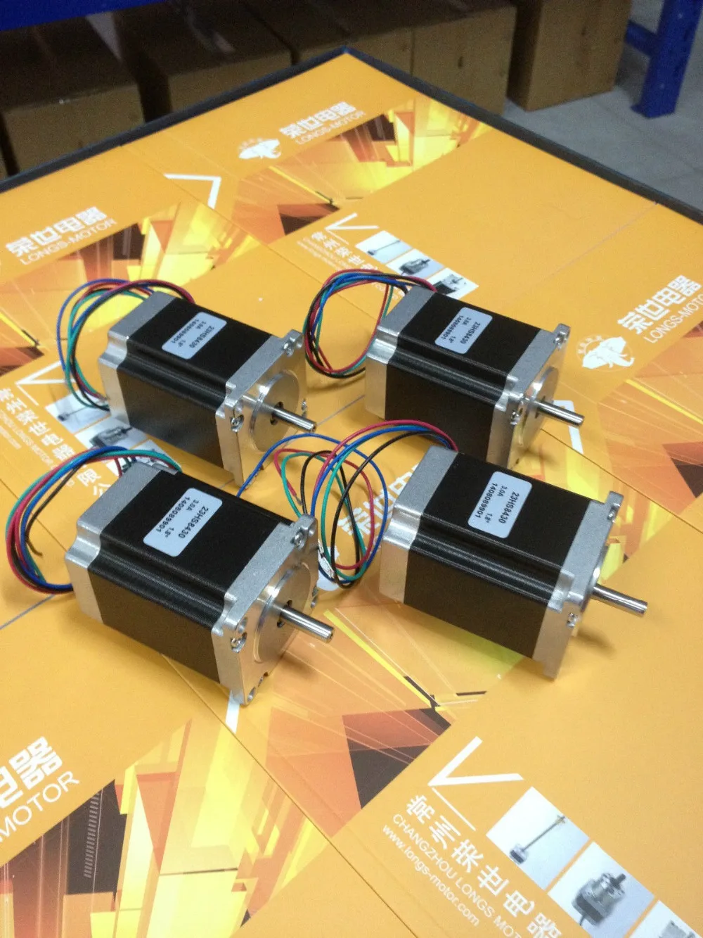 4pcs Nema 23 stepper motor 272 oz.in 3.0A 4WIRES 23HS8430/23HS7430 CNC Router Cut Laser Engraving longs motor
4pcs Nema 23 stepper motor 272 oz.in 3.0A 4WIRES 23HS8430/23HS7430 CNC Router Cut Laser Engraving longs motor