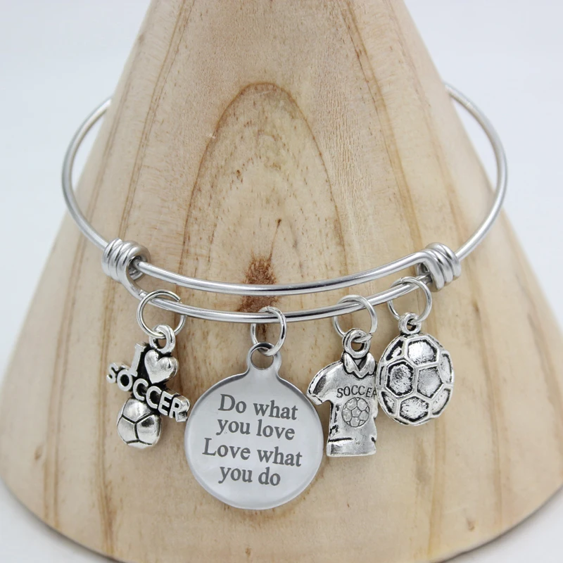 Sport I love Soccer Bracelet Bangle for Soccer Lovers Gift Stainless Steel Wire Adjustable Expandble Bangle Jewelry Pulsera
Sport I love Soccer Bracelet Bangle for Soccer Lovers Gift Stainless Steel Wire Adjustable Expandble Bangle Jewelry Pulsera
