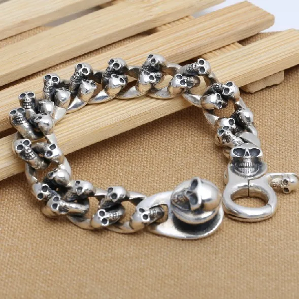 Handmade Thai 925 Siilver Skull Chain Bracelet 230mm Sterling Silver Man Bracelet Jewelry Gift Skull Jewelry
Handmade Thai 925 Siilver Skull Chain Bracelet 230mm Sterling Silver Man Bracelet Jewelry Gift Skull Jewelry