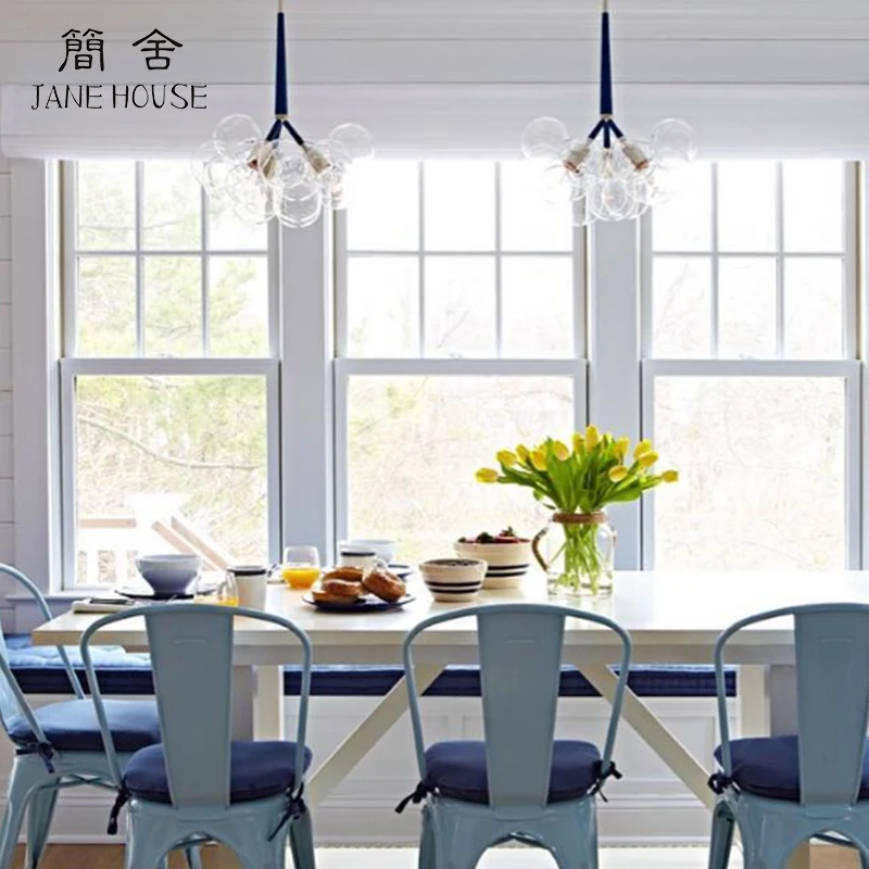 Creative personality postmodern simplicity pendant light Nordic living room restaurant bedroom bubble ball led pendant lamp
Creative personality postmodern simplicity pendant light Nordic living room restaurant bedroom bubble ball led pendant lamp