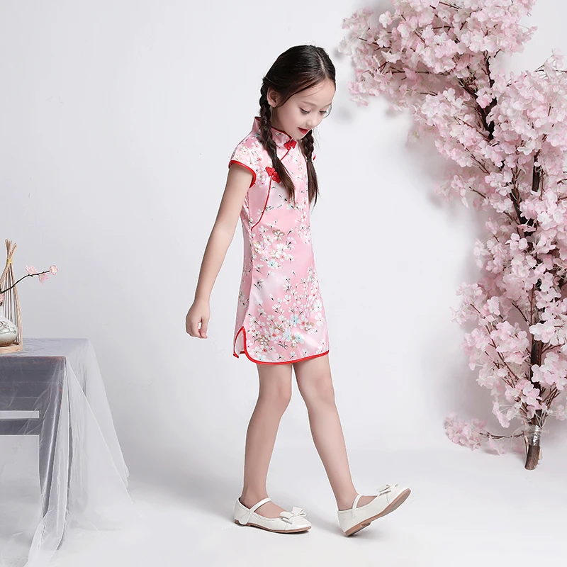 Lovely Chinese Traditional Girl's Cheong-sam Dress Beauty Little Princess Baby Party Gown Dress Baby Flower Girls Dress
Lovely Chinese Traditional Girl's Cheong-sam Dress Beauty Little Princess Baby Party Gown Dress Baby Flower Girls Dress