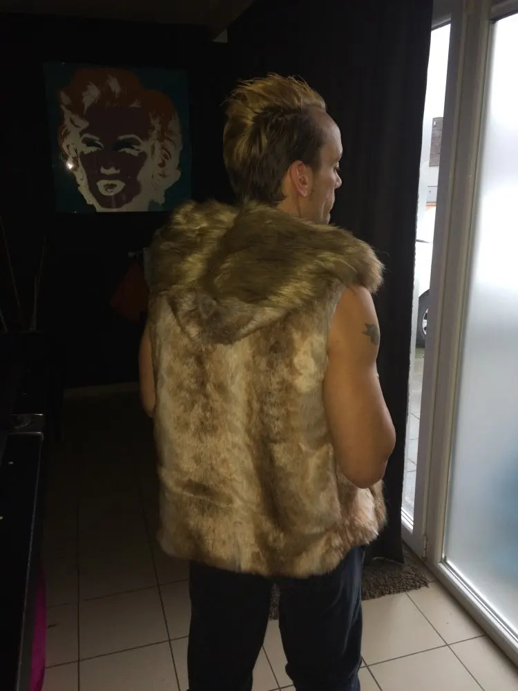 Nice New Fashion Winter Men Males Fur Vest Hoodie Hooded Thick Fur Warm Waistcoats Sleeveless Coat Outerwear Male Jackets Y278
Nice New Fashion Winter Men Males Fur Vest Hoodie Hooded Thick Fur Warm Waistcoats Sleeveless Coat Outerwear Male Jackets Y278