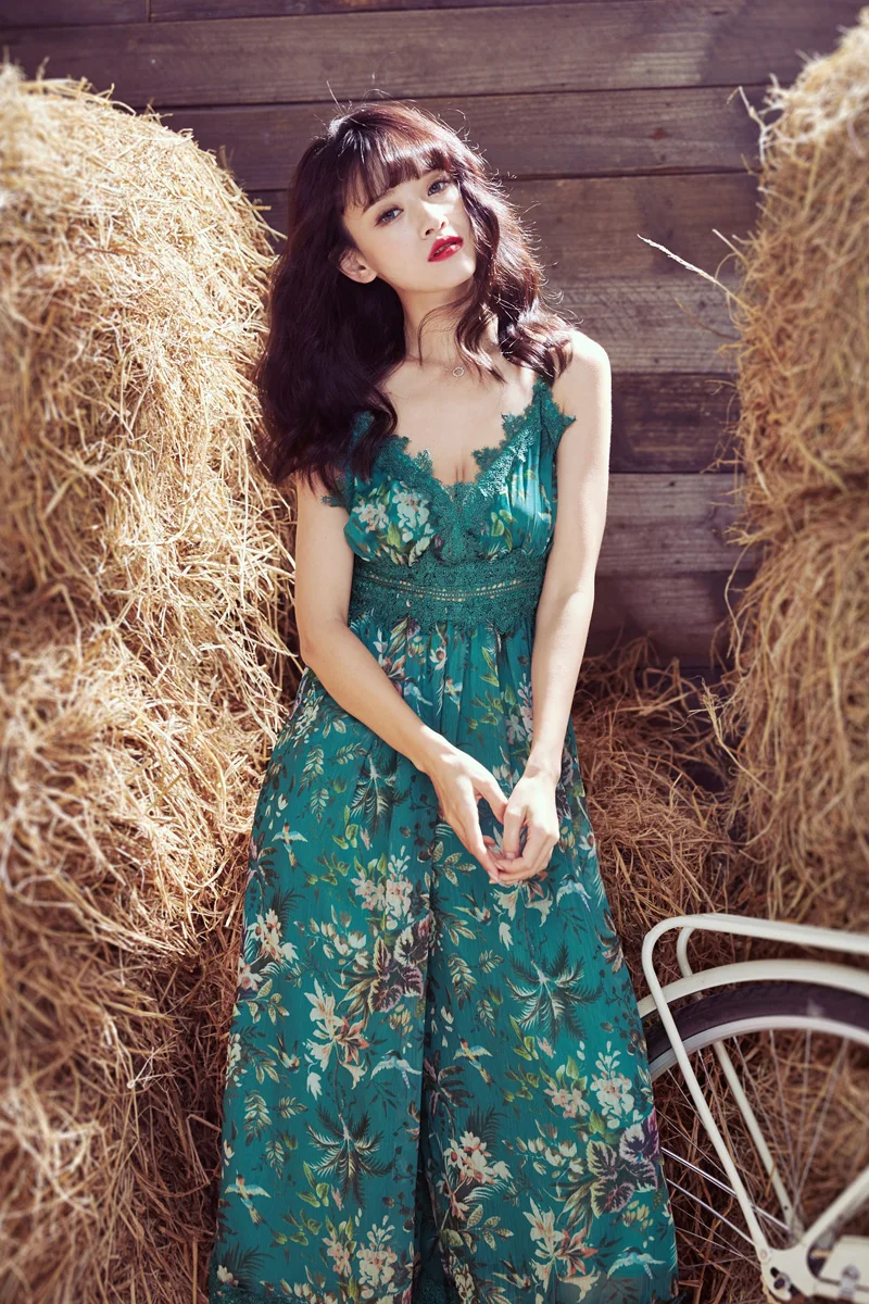 Sexy Bodysuit Elegant Jumpsuit Top Polyester Straight Print Bodycon New Lace Siamese Beach Resorts Wide Leg Trousers Female
Sexy Bodysuit Elegant Jumpsuit Top Polyester Straight Print Bodycon New Lace Siamese Beach Resorts Wide Leg Trousers Female