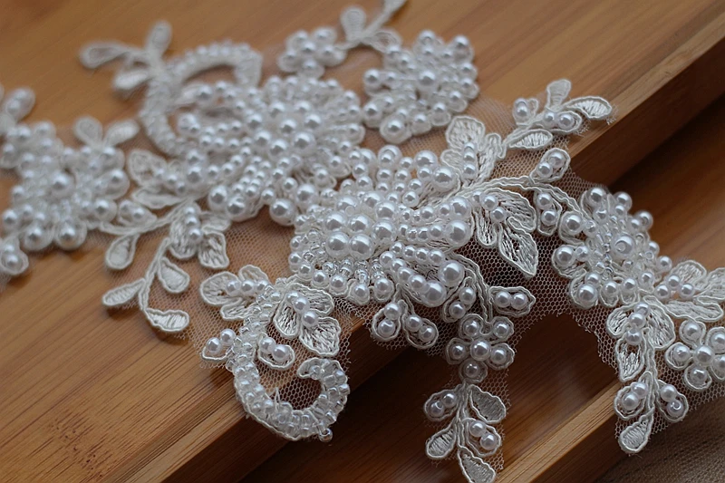 MLAEY 1pairs Alencon Embroidered Lace Trim Neckline Fabric Lace Ribbon,Wedding Dress Collar Lace For Sewing Supplies Crafts
MLAEY 1pairs Alencon Embroidered Lace Trim Neckline Fabric Lace Ribbon,Wedding Dress Collar Lace For Sewing Supplies Crafts