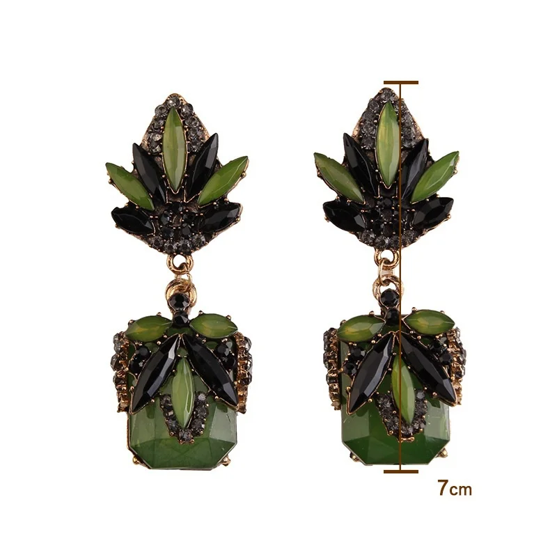 New Fashion Luxury Fully-jewelled Green Rhinestone Earrings Women's Fashion Jewelry Accessories Gifts
New Fashion Luxury Fully-jewelled Green Rhinestone Earrings Women's Fashion Jewelry Accessories Gifts