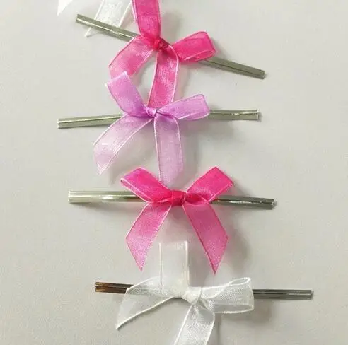 1000pcs Free shipping Wholesale Cheap Organza Pre Tied Bows with twisted tie wire twist for lollipop products Mix colors
1000pcs Free shipping Wholesale Cheap Organza Pre Tied Bows with twisted tie wire twist for lollipop products Mix colors