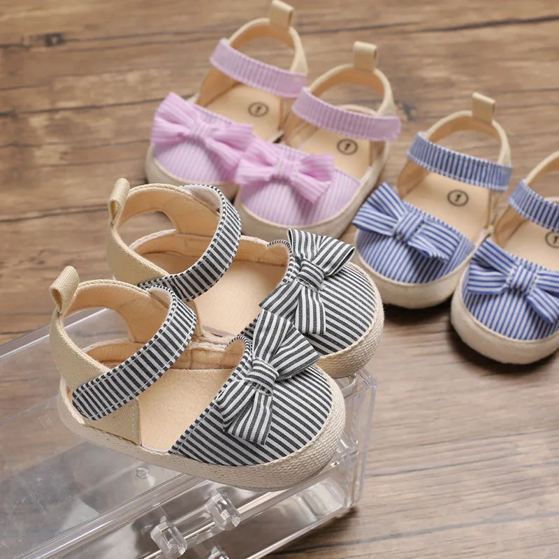 Spring and Autumn 0-1 female baby princess shoes soft bottom shoes non-slip baby toddler shoes
Spring and Autumn 0-1 female baby princess shoes soft bottom shoes non-slip baby toddler shoes