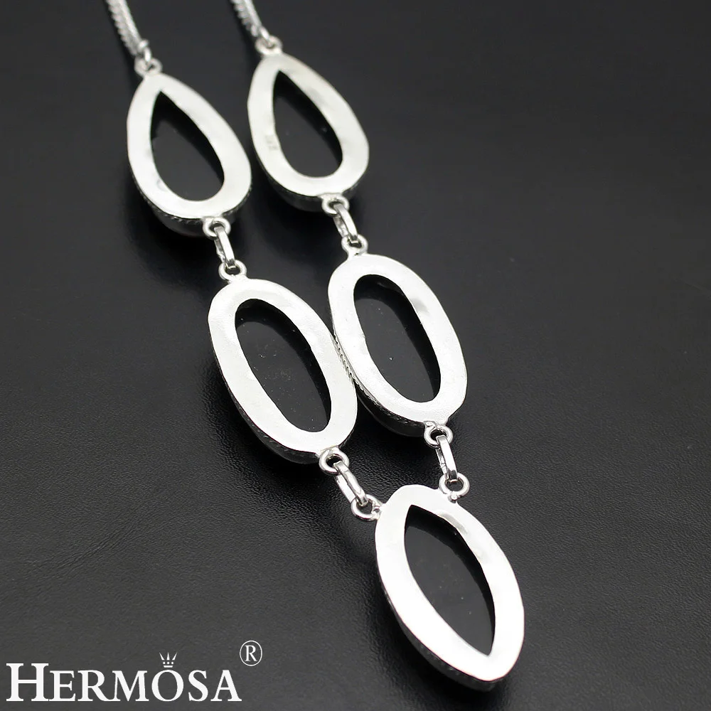 Hermosa Jewelry Classic Fashion DICHROIC GLASS 925 Sterling Silver women Necklace 20 inches HM543
Hermosa Jewelry Classic Fashion DICHROIC GLASS 925 Sterling Silver women Necklace 20 inches HM543
