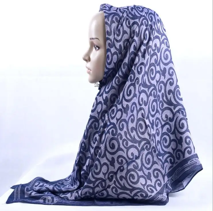 110x110cm Satin Squard Scarves Retro Jacquard Pattern Muslim Headscarf Islamic Women Hijabs Turban Bandana Ladies Pashmina
110x110cm Satin Squard Scarves Retro Jacquard Pattern Muslim Headscarf Islamic Women Hijabs Turban Bandana Ladies Pashmina