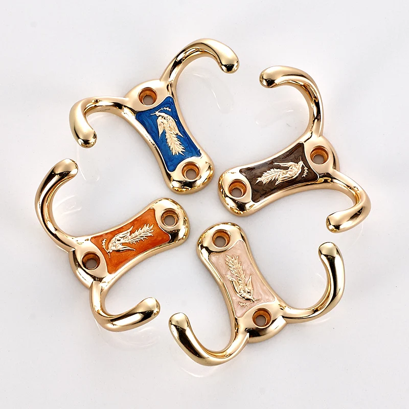 Robe Hooks Dual Hooks Metal Gold Clothes Hook Towel Bag Caddy Hangers Door Hook Wall Mounted Bathroom Accessory Coat Hook B663W
Robe Hooks Dual Hooks Metal Gold Clothes Hook Towel Bag Caddy Hangers Door Hook Wall Mounted Bathroom Accessory Coat Hook B663W