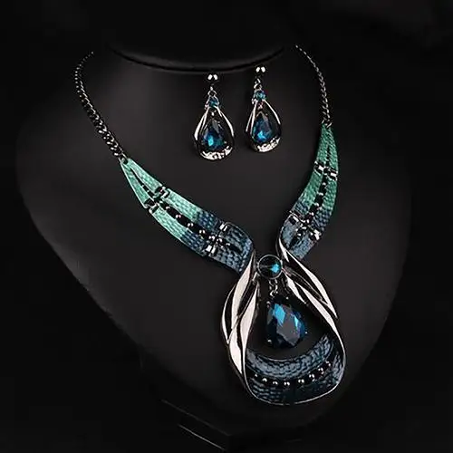 Women statement chain pendant Choker bib necklace earrings fashion jewelry set chain pendant Choker necklace earrings jewelry
Women statement chain pendant Choker bib necklace earrings fashion jewelry set chain pendant Choker necklace earrings jewelry