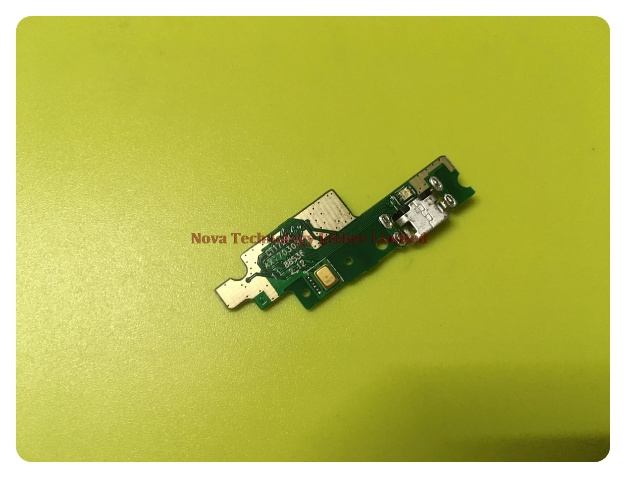 Для Hongmi 4X зарядный порт для Redmi 4X Micro USB зарядное устройство разъем гибкий кабель запасные части микрофон
Для Hongmi 4X зарядный порт для Redmi 4X Micro USB зарядное устройство разъем гибкий кабель запасные части микрофон