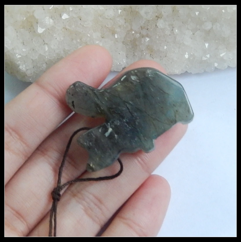 New Design Natural Stone Carved Squirrel Flashy Labradorite Side Drilled Necklace Pendant 34x26x13mm 14g
New Design Natural Stone Carved Squirrel Flashy Labradorite Side Drilled Necklace Pendant 34x26x13mm 14g
