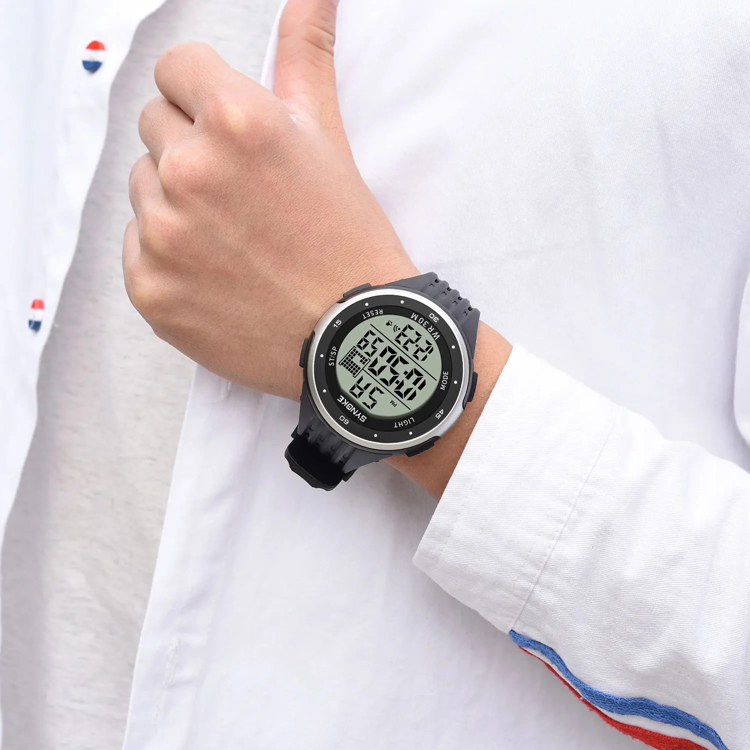 SYNOKE Men Watch Digital Watch Sports Waterproof Luminous Wristwatches Shockproof Large Dial Electronic Watch Clock Men Relogios
SYNOKE Men Watch Digital Watch Sports Waterproof Luminous Wristwatches Shockproof Large Dial Electronic Watch Clock Men Relogios