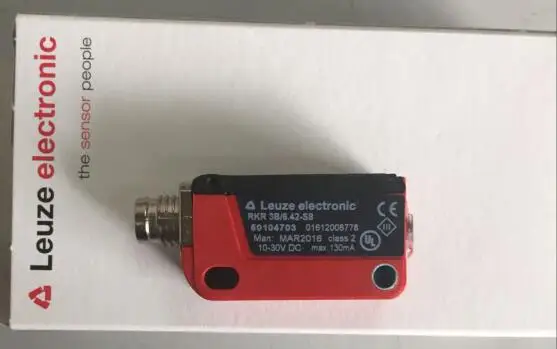 LEUZE mirror reflection photoelectric switch RKR 3B/6.42-S8 brand new original authentic
LEUZE mirror reflection photoelectric switch RKR 3B/6.42-S8 brand new original authentic
