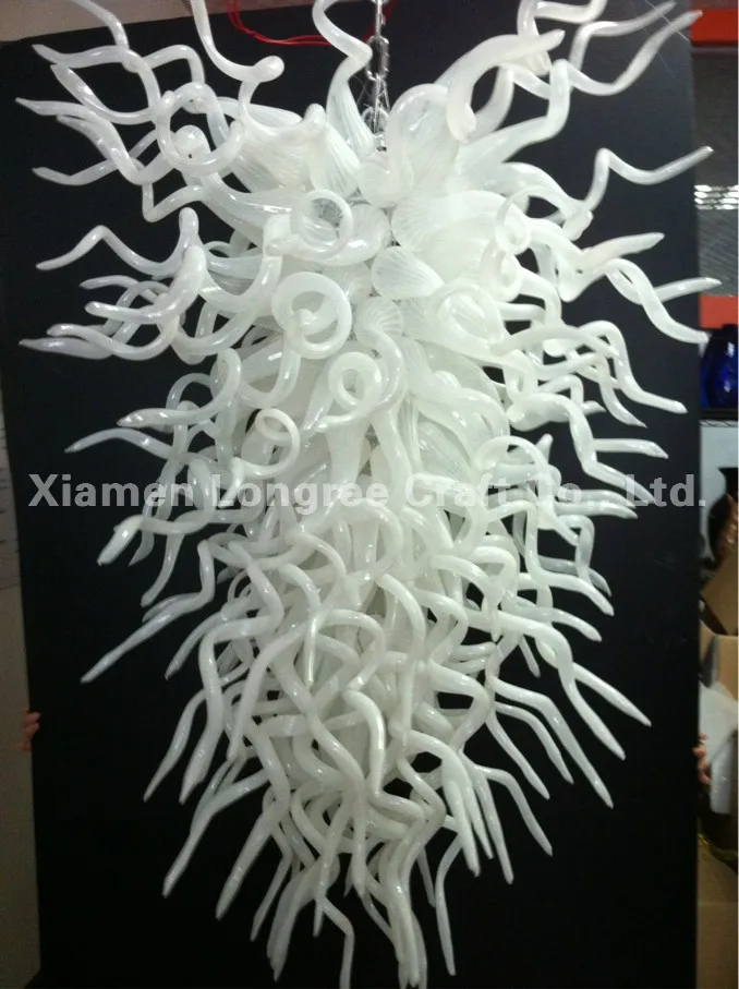 Wholesale Modern Design AC 110-240V LED Light Source Indoor Home Italy White Hand Blown Murano Glass Style Chandelier
Wholesale Modern Design AC 110-240V LED Light Source Indoor Home Italy White Hand Blown Murano Glass Style Chandelier