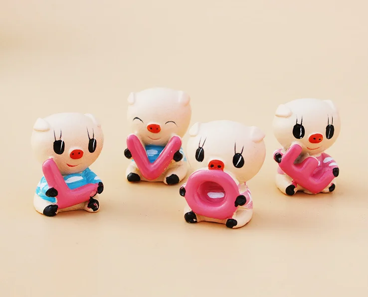 4pcs/lot Car Ornaments Cute Love Pig Interior Decoration Gift for Kids Cartoon Doll Home Furnishing
4pcs/lot Car Ornaments Cute Love Pig Interior Decoration Gift for Kids Cartoon Doll Home Furnishing