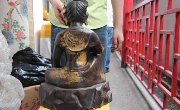 song voge gem S1423 Tibet Old Bronze Free godness Kwan-Yin Bodhisattva Buddha Statue
song voge gem S1423 Tibet Old Bronze Free godness Kwan-Yin Bodhisattva Buddha Statue