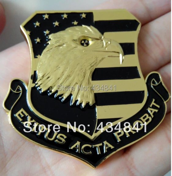 U.S. military army shield badge veritatem cognoscere USA Exitus Acta Probat emblem Challenge Coin
U.S. military army shield badge veritatem cognoscere USA Exitus Acta Probat emblem Challenge Coin