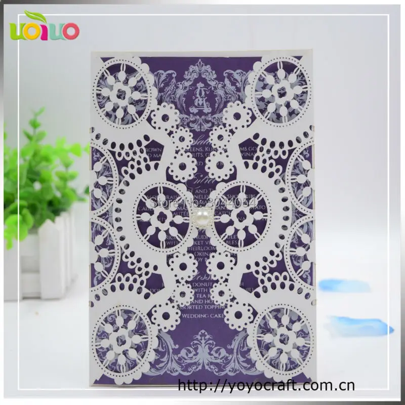 hot Folded wedding invitation card laser cutting white 250g pearl paper delicated hollow design lace wedding cards models
hot Folded wedding invitation card laser cutting white 250g pearl paper delicated hollow design lace wedding cards models