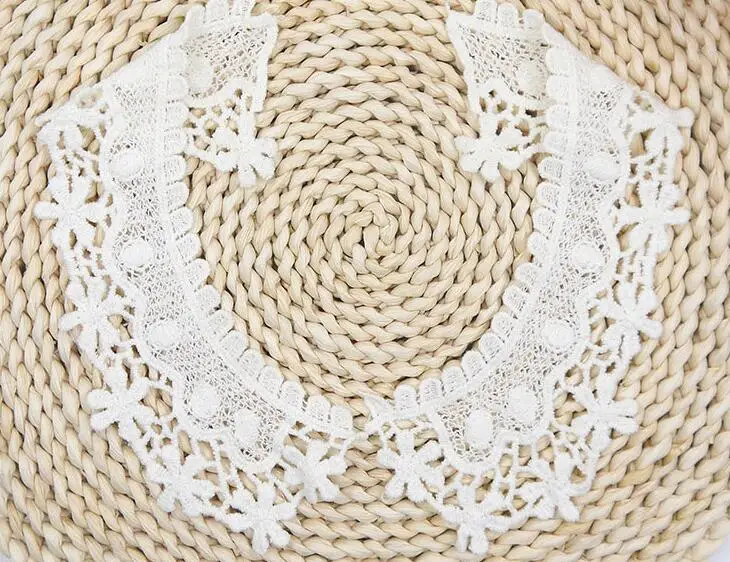 Luxury white cotton embroidery Lace Ribbon fabric 3D trim sewing DIY fringe tassel women collar dress Clothing decor
Luxury white cotton embroidery Lace Ribbon fabric 3D trim sewing DIY fringe tassel women collar dress Clothing decor