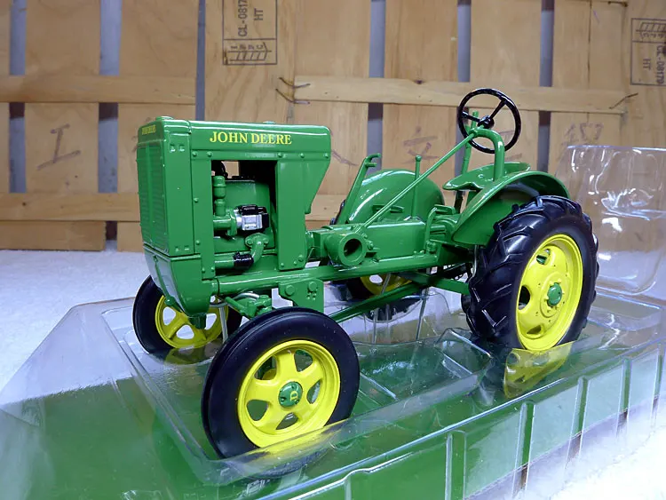 KNL HOBBY J Deer, кормушка для трактора, сплав, классическая модель автомобиля, американская ферма, 1:16
KNL HOBBY J Deer, кормушка для трактора, сплав, классическая модель автомобиля, американская ферма, 1:16